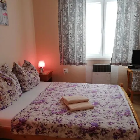 U Konika Guest house